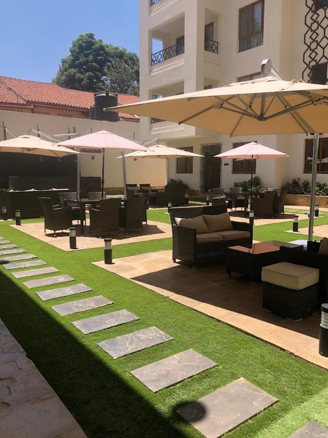 Kandiz Queendom Nairobi Kültér fotó